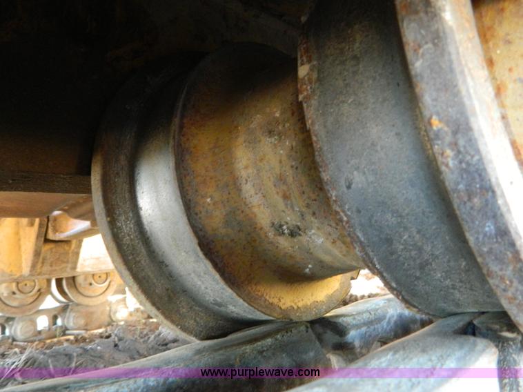 image for item D6038 1997 Caterpillar D6R dozer