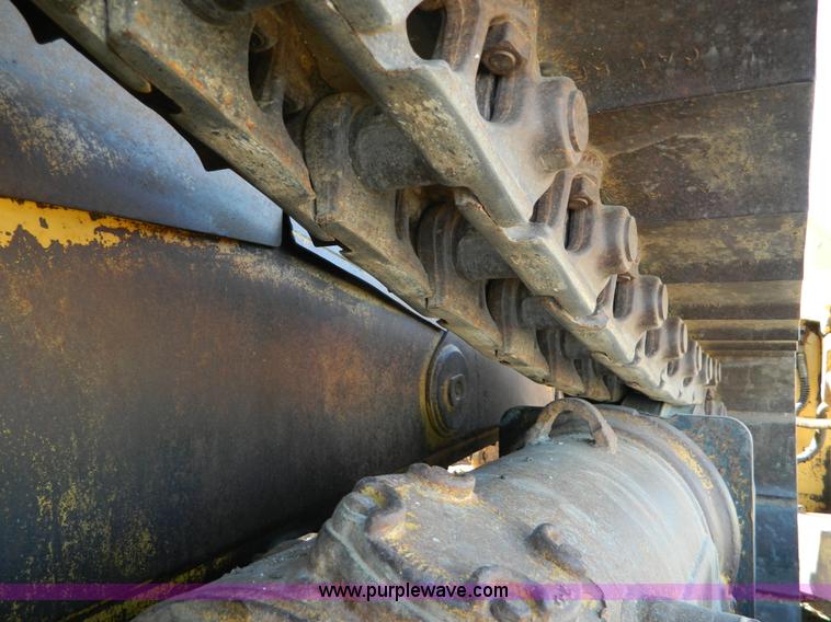 image for item D6038 1997 Caterpillar D6R dozer