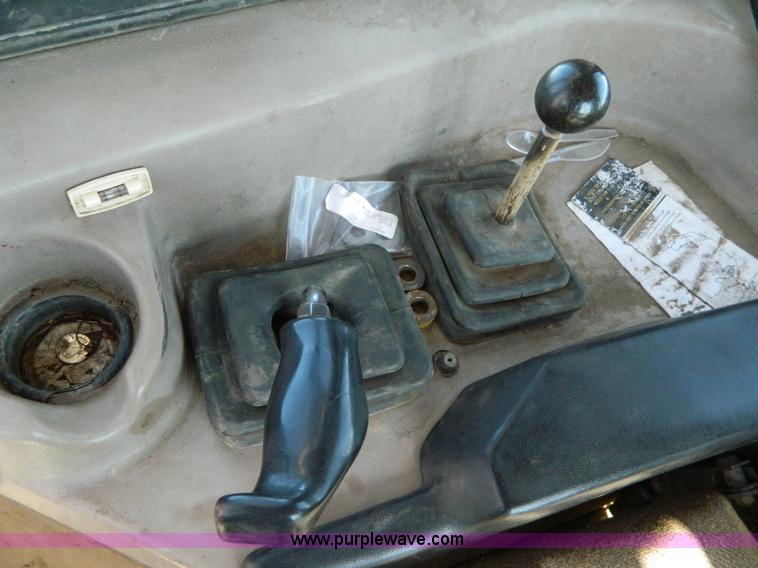 image for item D6038 1997 Caterpillar D6R dozer