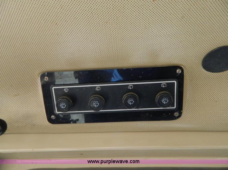 image for item D6038 1997 Caterpillar D6R dozer