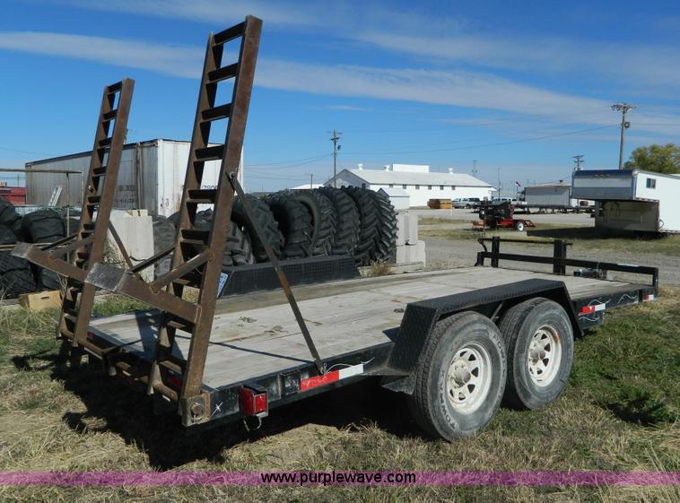 image for item D6052 2001 Starlite trailer