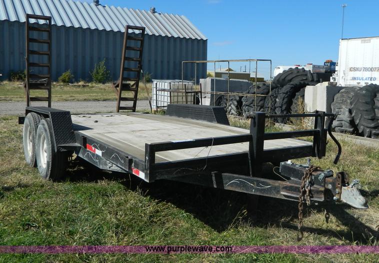 image for item D6052 2001 Starlite trailer