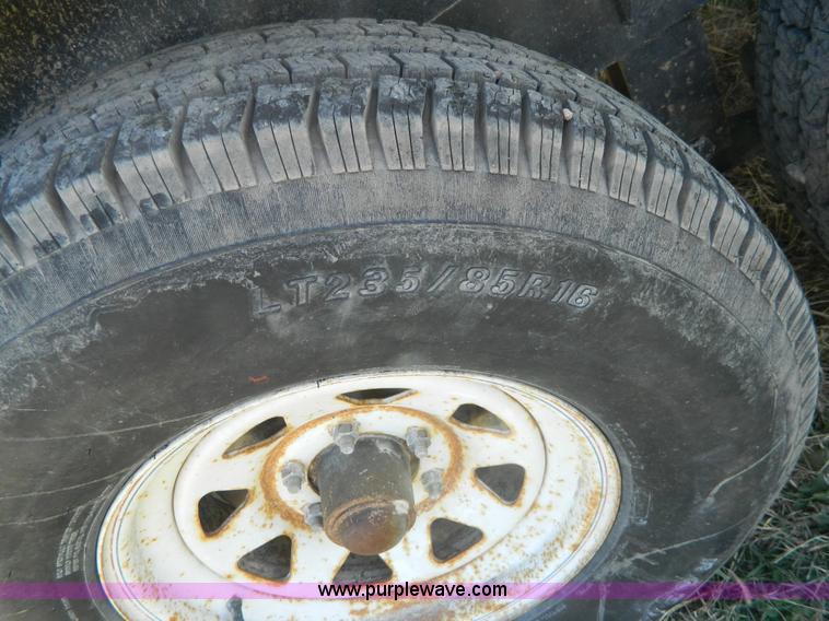 image for item D6052 2001 Starlite trailer