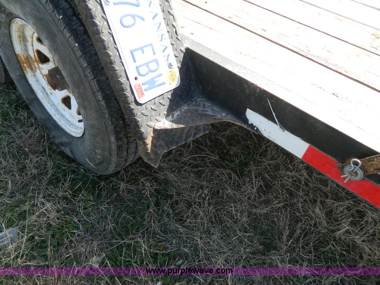 image for item D6052 2001 Starlite trailer