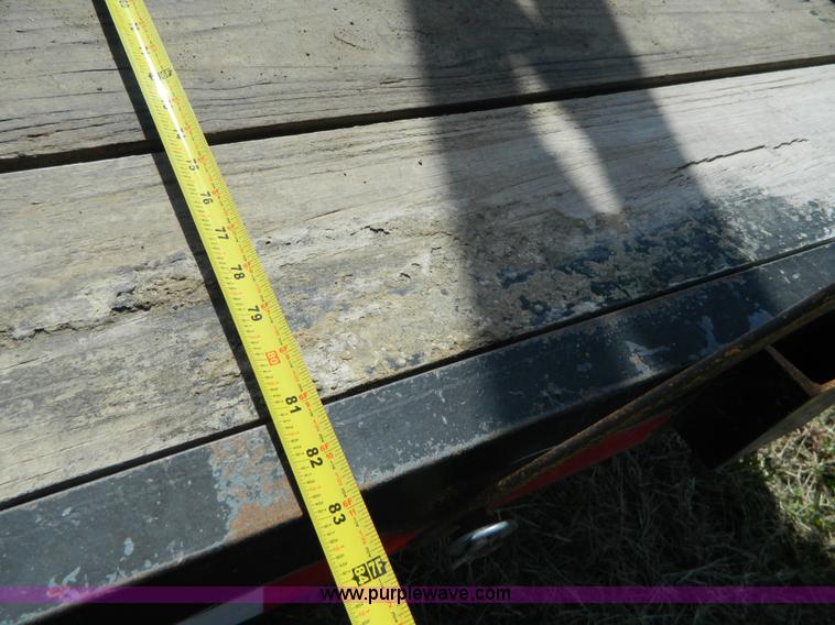 image for item D6052 2001 Starlite trailer