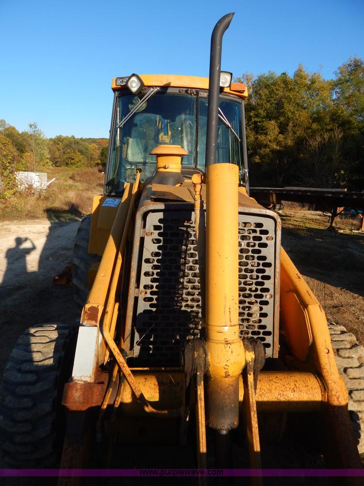image for item E7300 1988 John Deere 610C backhoe