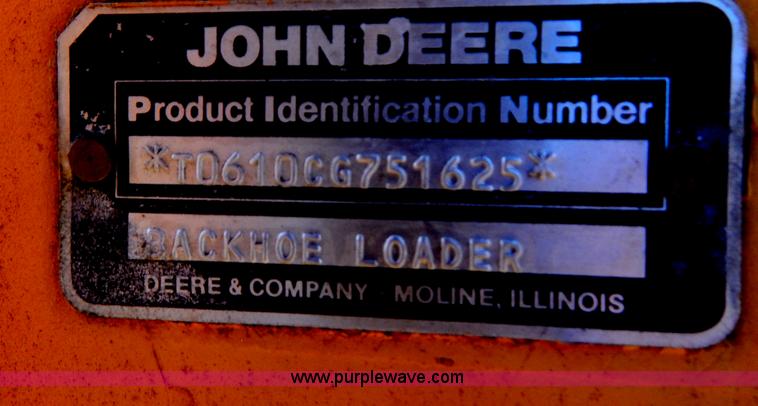 image for item E7300 1988 John Deere 610C backhoe