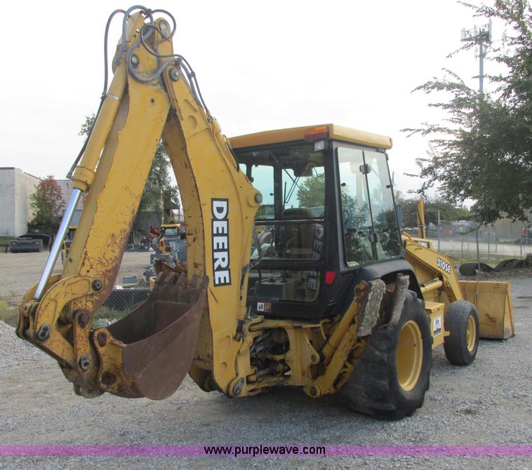 image for item E7399 1998 John Deere 310SE backhoe