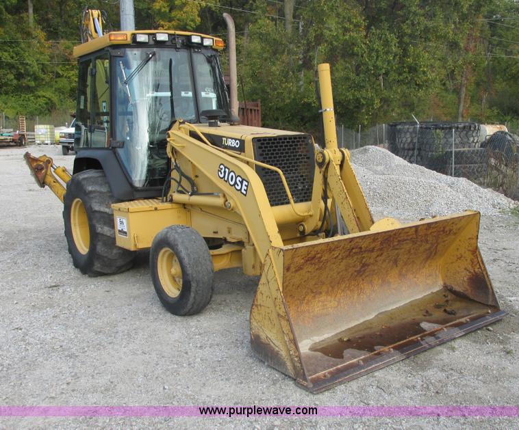 image for item E7399 1998 John Deere 310SE backhoe