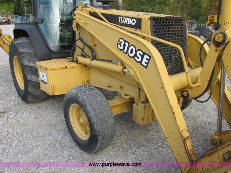 image for item E7399 1998 John Deere 310SE backhoe