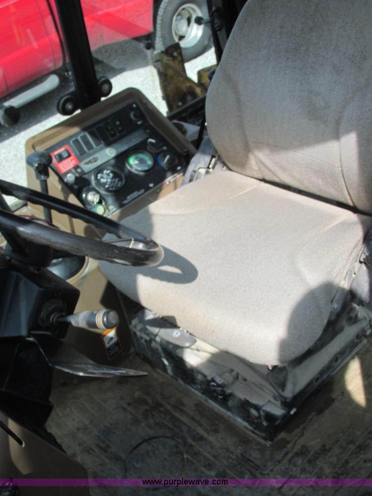 image for item E7399 1998 John Deere 310SE backhoe