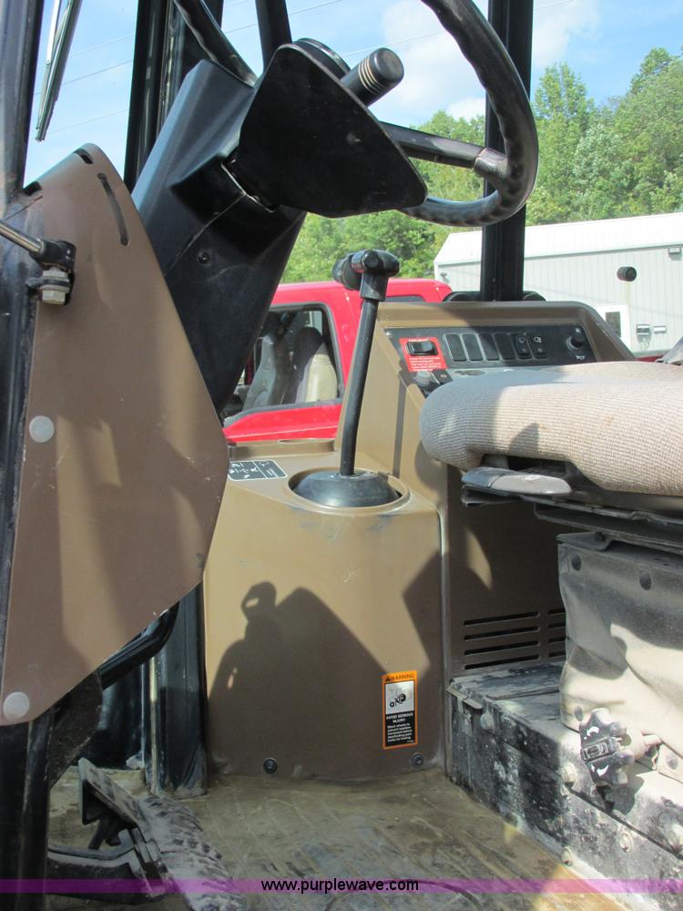 image for item E7399 1998 John Deere 310SE backhoe