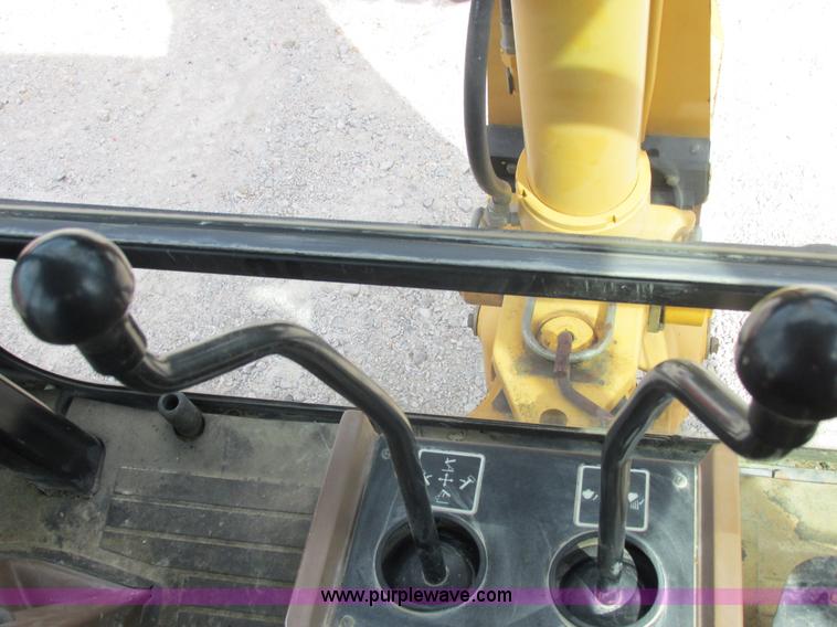 image for item E7399 1998 John Deere 310SE backhoe