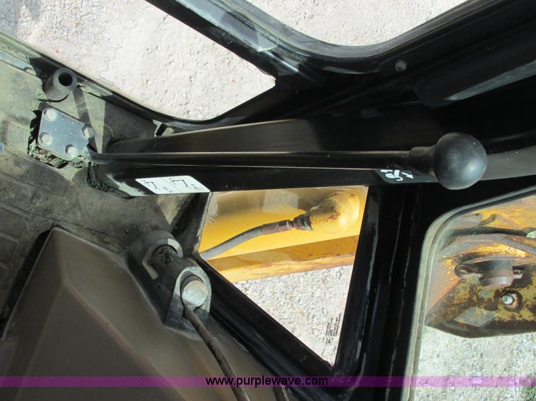 image for item E7399 1998 John Deere 310SE backhoe