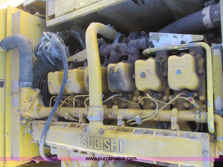 image for item E7406 1995 Kobelco SK400LC Mark IV excavator