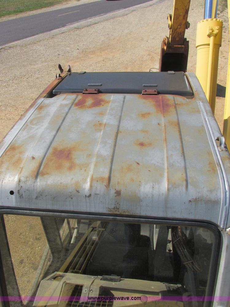 image for item E7406 1995 Kobelco SK400LC Mark IV excavator