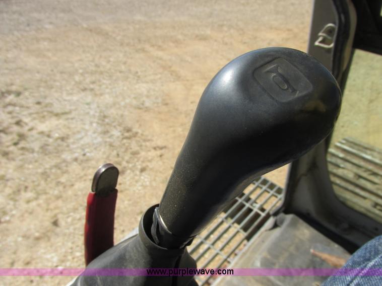 image for item E7406 1995 Kobelco SK400LC Mark IV excavator