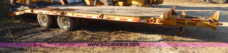 image for item E7410 2000 Trail King TK40LP-2500 equipment trailer
