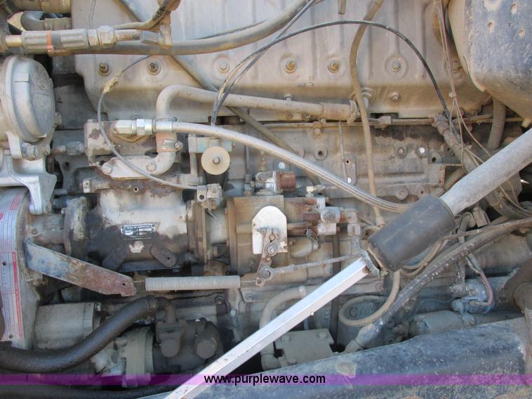 image for item E7412 1988 Ford L9000 dump truck