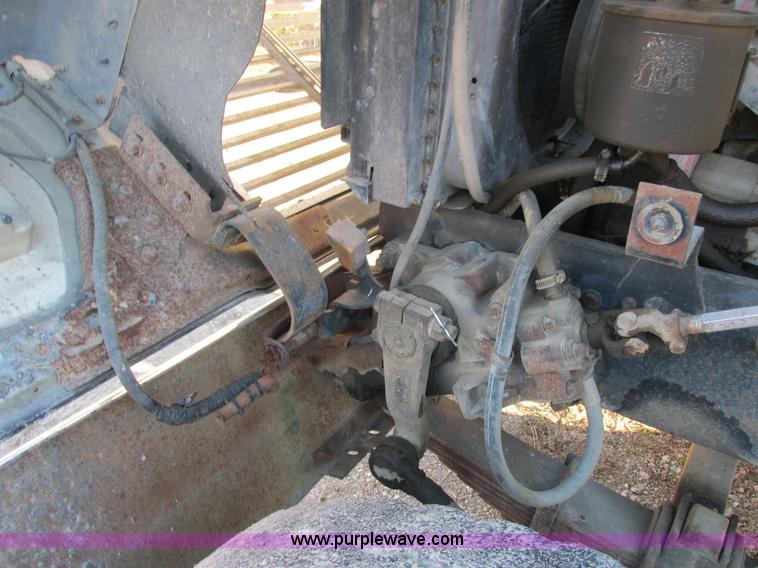 image for item E7412 1988 Ford L9000 dump truck