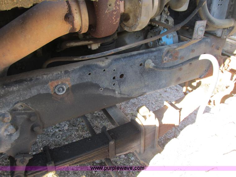 image for item E7412 1988 Ford L9000 dump truck