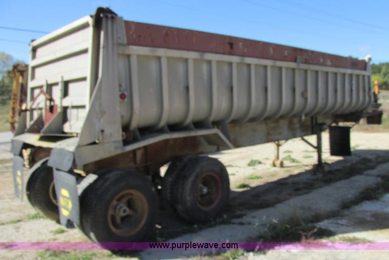 image for item E7420 1966 Fruehauf aluminum dump trailer