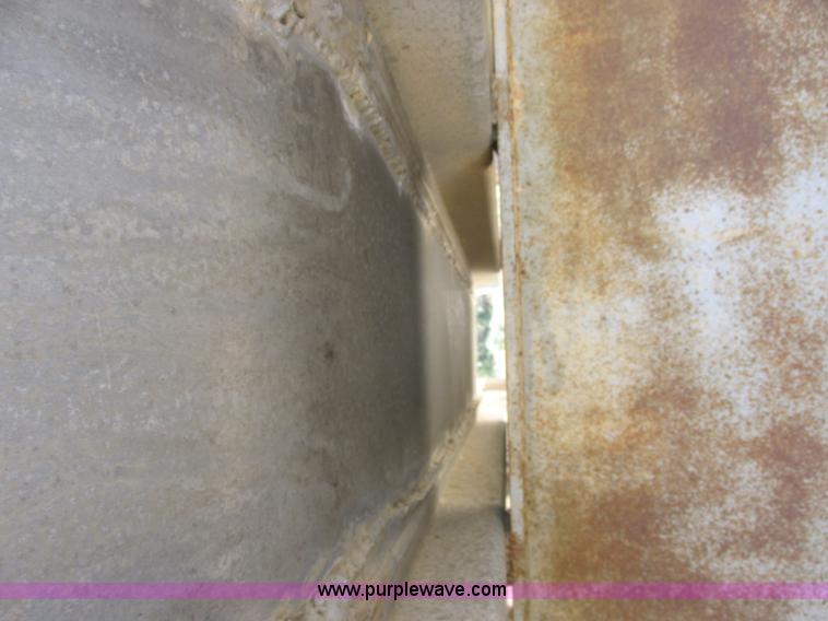 image for item E7420 1966 Fruehauf aluminum dump trailer