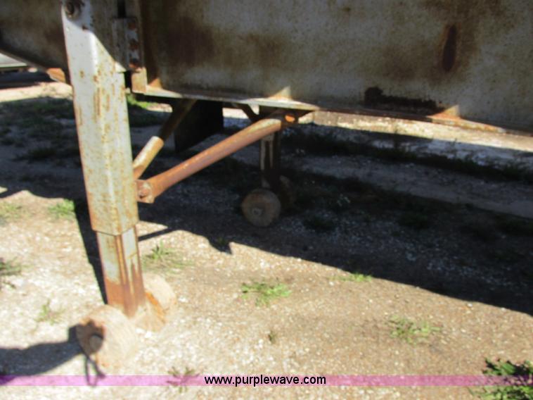 image for item E7420 1966 Fruehauf aluminum dump trailer