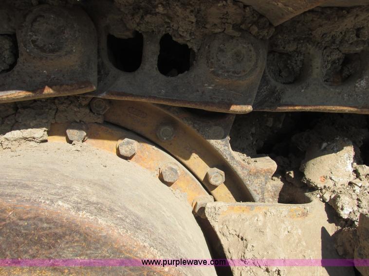 image for item E7429 Caterpillar 963 track loader