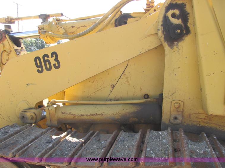 image for item E7429 Caterpillar 963 track loader