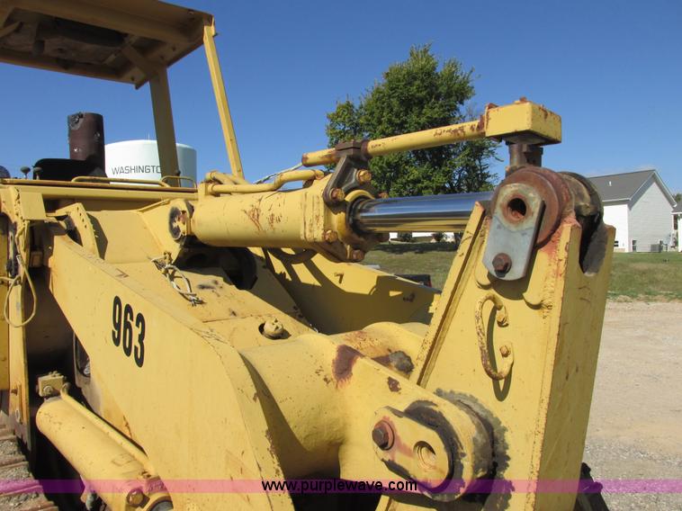 image for item E7429 Caterpillar 963 track loader