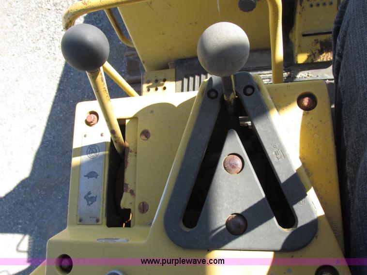image for item E7429 Caterpillar 963 track loader
