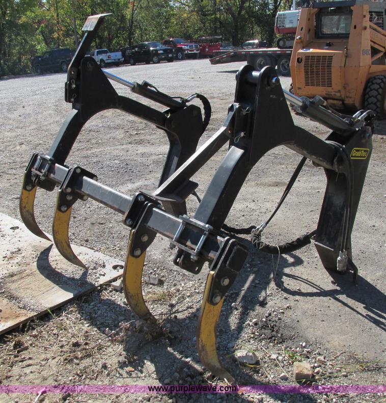 image for item F5354 Grab-Tec GB77 backhoe grapple attachment