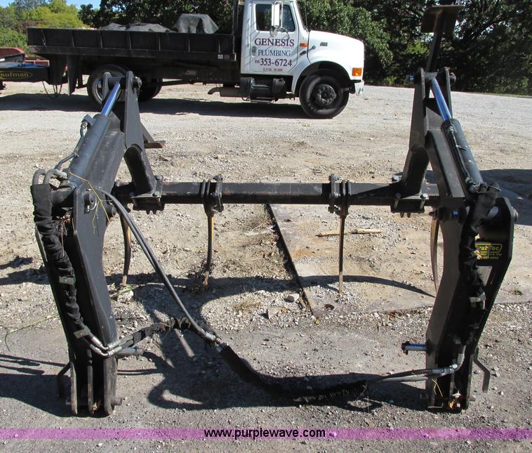 image for item F5354 Grab-Tec GB77 backhoe grapple attachment