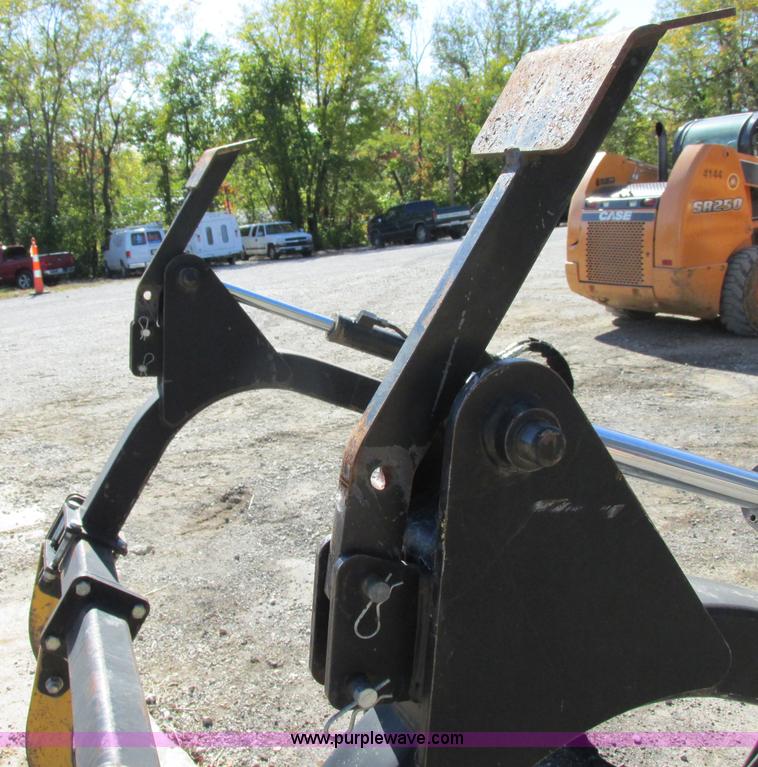 image for item F5354 Grab-Tec GB77 backhoe grapple attachment