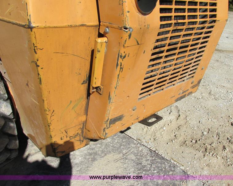 image for item F5355 Case 1845C skid steer