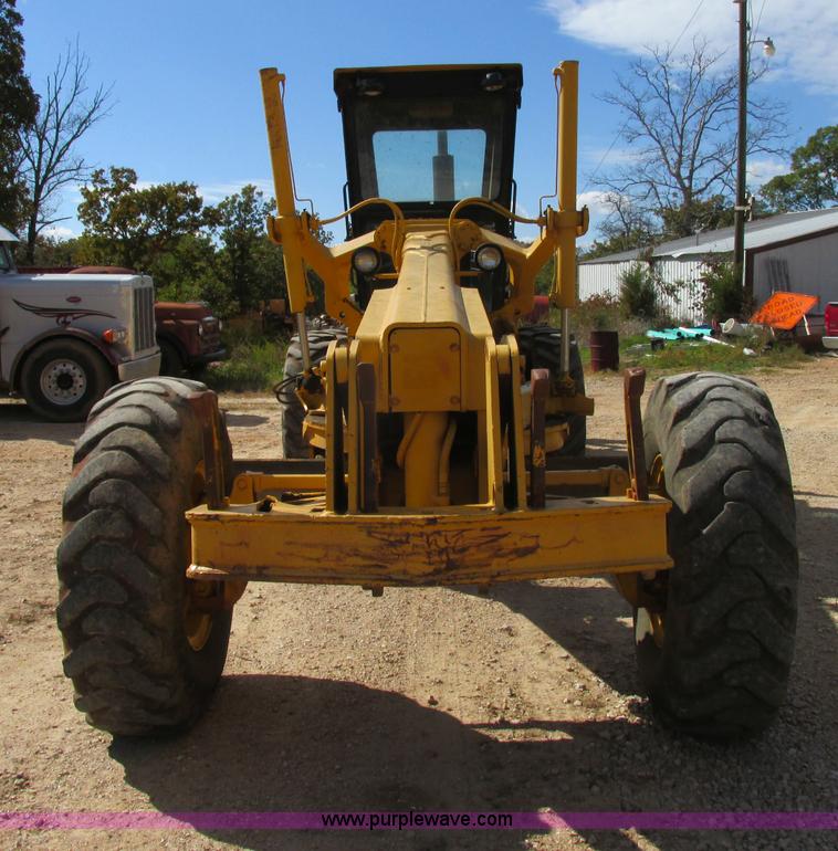 image for item F5356 1980 John Deere 770A articulated motor grader