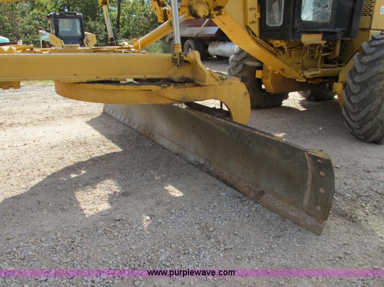 image for item F5356 1980 John Deere 770A articulated motor grader