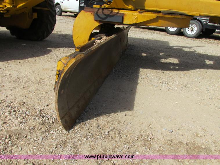 image for item F5356 1980 John Deere 770A articulated motor grader