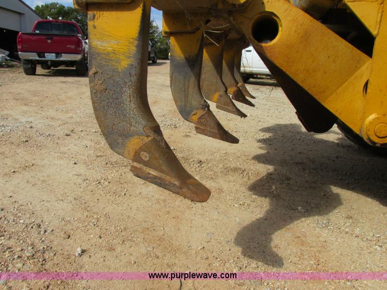 image for item F5356 1980 John Deere 770A articulated motor grader