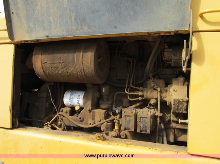 image for item F5356 1980 John Deere 770A articulated motor grader