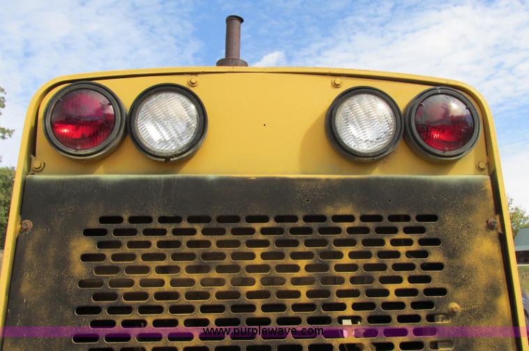 image for item F5356 1980 John Deere 770A articulated motor grader