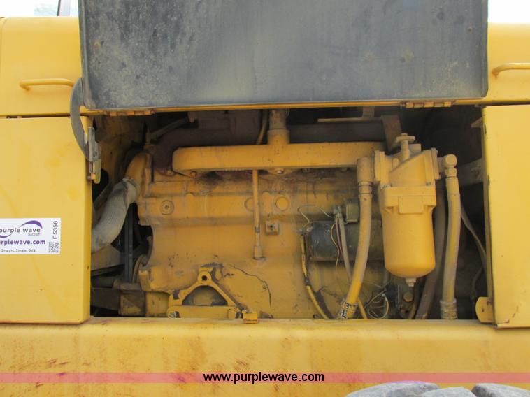 image for item F5356 1980 John Deere 770A articulated motor grader