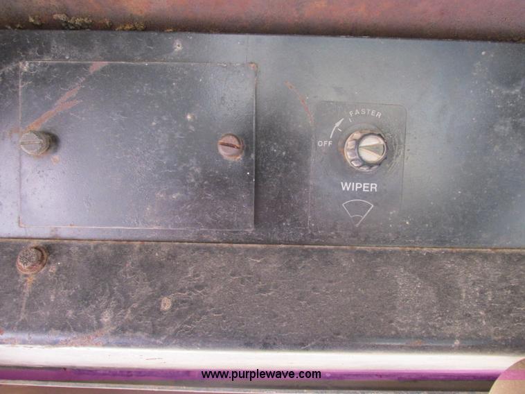 image for item F5356 1980 John Deere 770A articulated motor grader