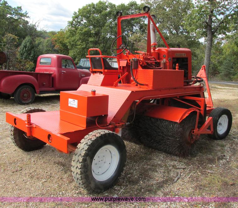 image for item F5357 Broce HS broom