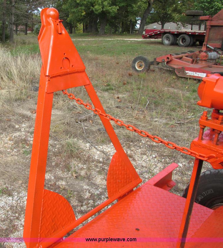 image for item F5357 Broce HS broom