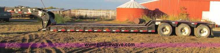image for item F5359 2002 Fontaine RAM-50-ANGB triple axle lowboy trailer