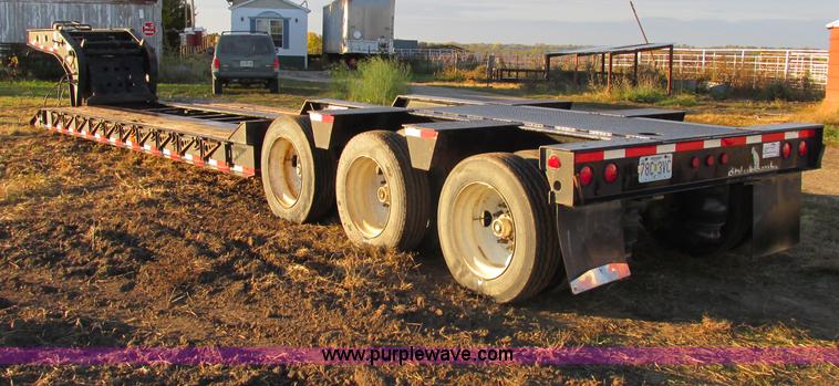 image for item F5359 2002 Fontaine RAM-50-ANGB triple axle lowboy trailer
