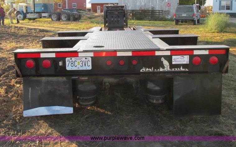 image for item F5359 2002 Fontaine RAM-50-ANGB triple axle lowboy trailer