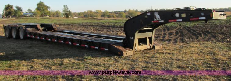 image for item F5359 2002 Fontaine RAM-50-ANGB triple axle lowboy trailer